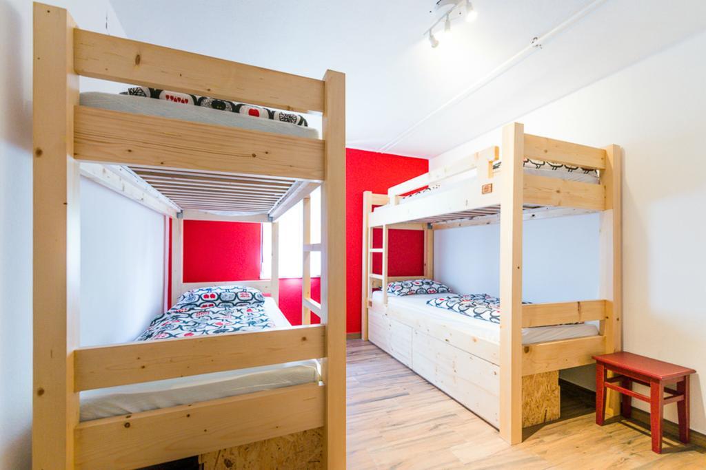 Hostel Soca Rocks Bovec Oda fotoğraf